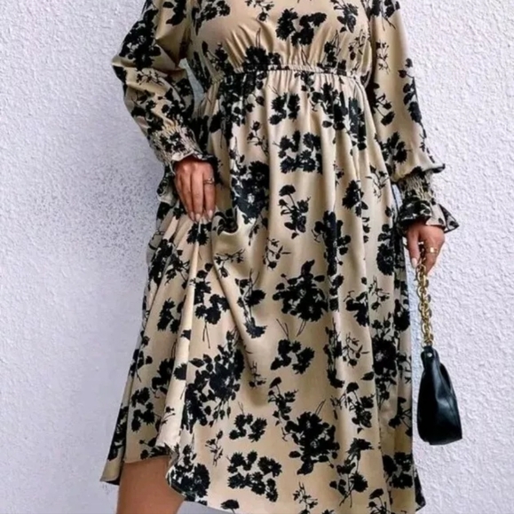 SHEIN Unity Plus Floral Print Tie Neck Flare Sleeve Dress fits Sz 14 / 16 - Picture 5 of 5